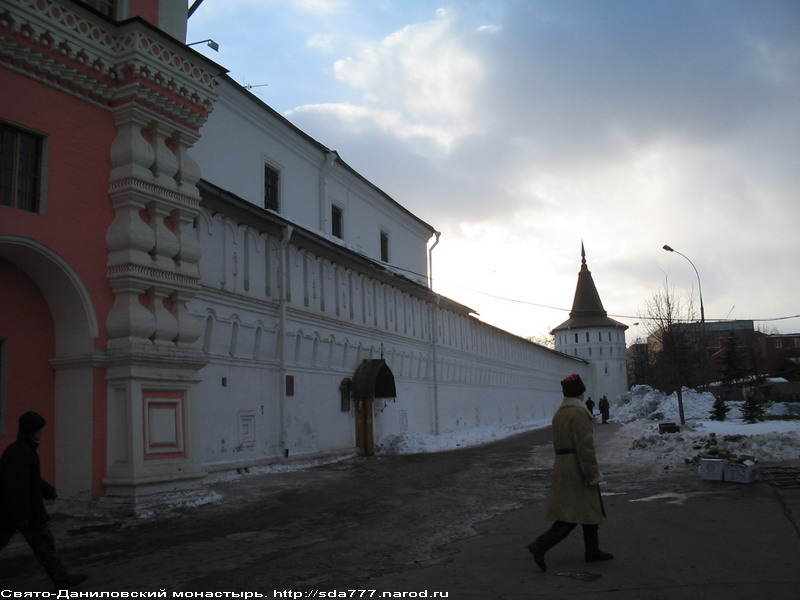 Крепостная стена
